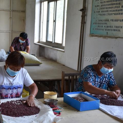 中央文件再提“涨工资”，工资改革，经济振兴，就业市场，消费潜力